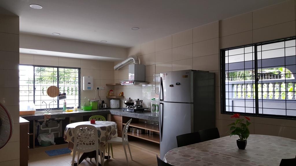 Ellis Lot 310 Villa Kuching Eksteriør billede